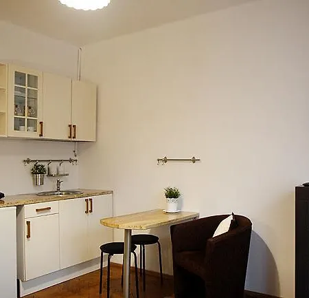 Apartment Studio Gurgacza 5 *